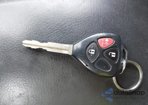 2010 Toyota Corolla Matrix S из США, поврежденный, VIN 2T1KE4EE6AC031556